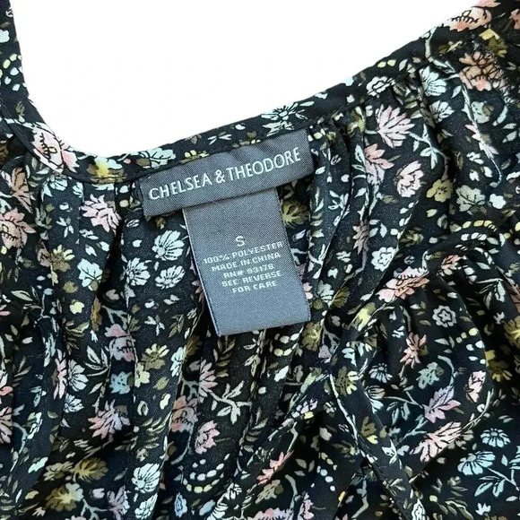 Chelsea & Theodore Black Floral Peasant Blouse S - Picture 3 of 3